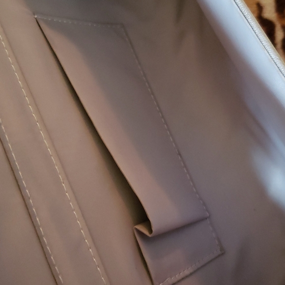 SALE‼️ Special occasion handbag - Picture 4 of 4